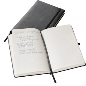 Gelinieerd notitieboekje met een elastische band
